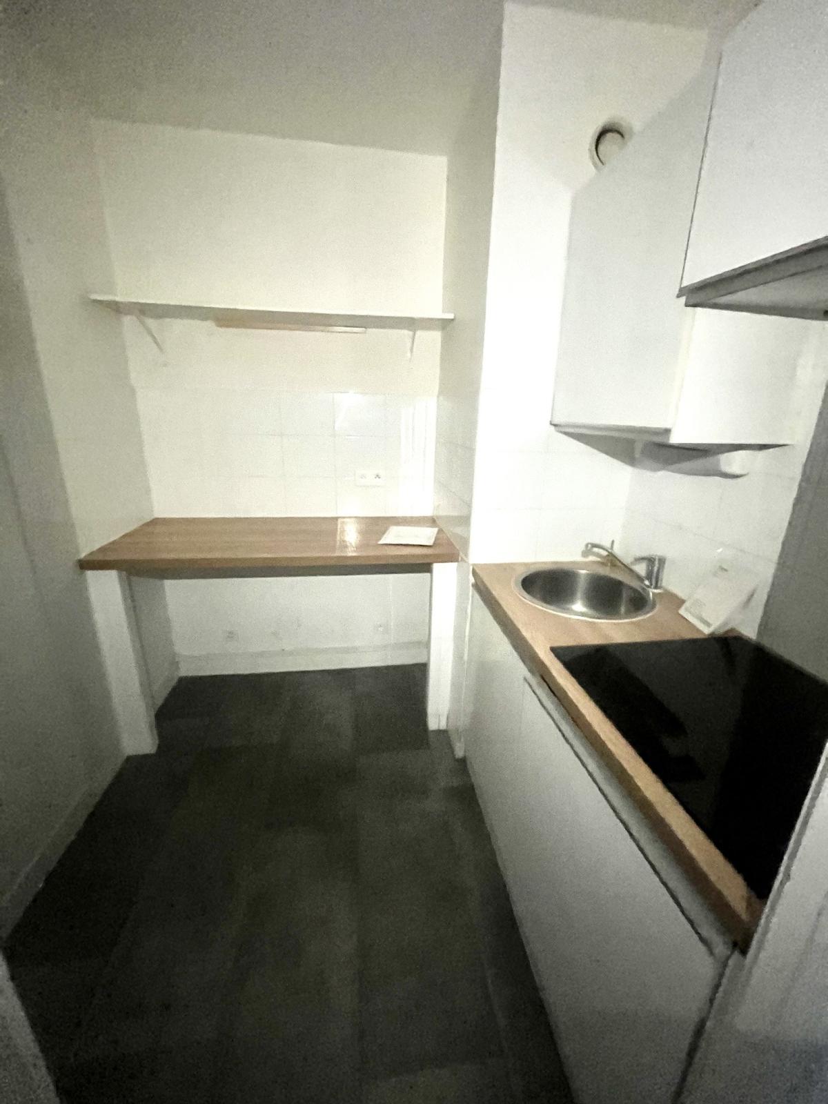 A LOUER 75019 BD DE LA VILLETTE 