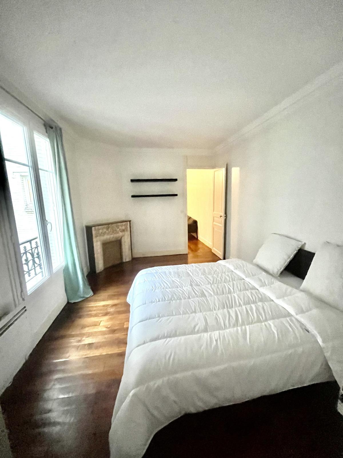 A LOUER 75015 2PIECES MEUBLÉ CONVENTION 