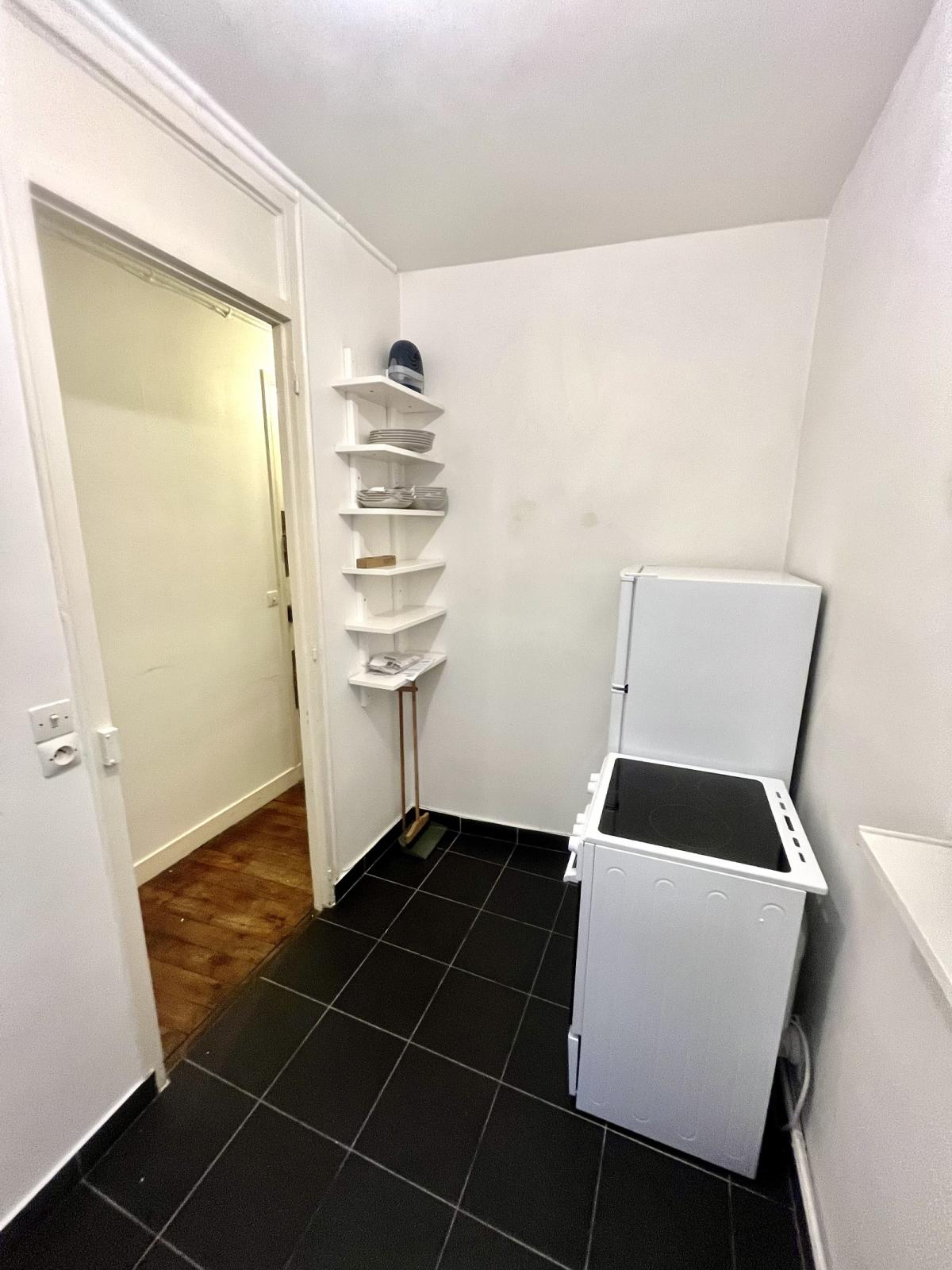 A LOUER 75015 2PIECES MEUBLÉ CONVENTION 