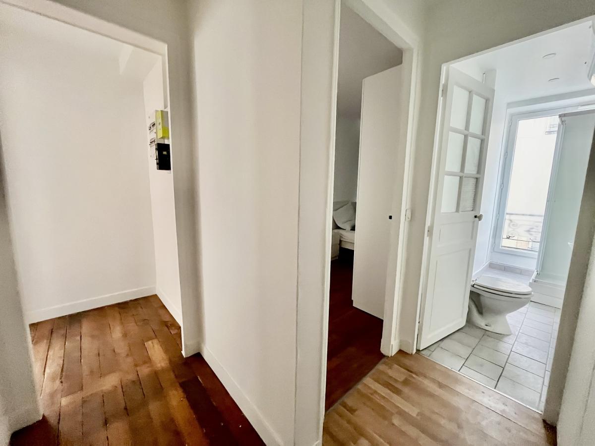 A LOUER 3P Meublé PARIS XVIIIème  REFAIT NEUF-JULES JOFFRIN