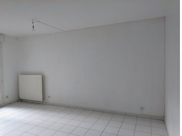 A LOUER 2 Pièces 40m² avec  BALCON,  CAVE et PARKING   94700 MAISON ALFORT