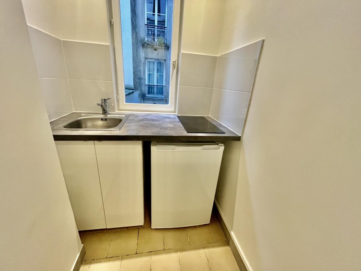 PAris XVIIIème, Mairie du XVème Jules Joffrin, Studio meublé