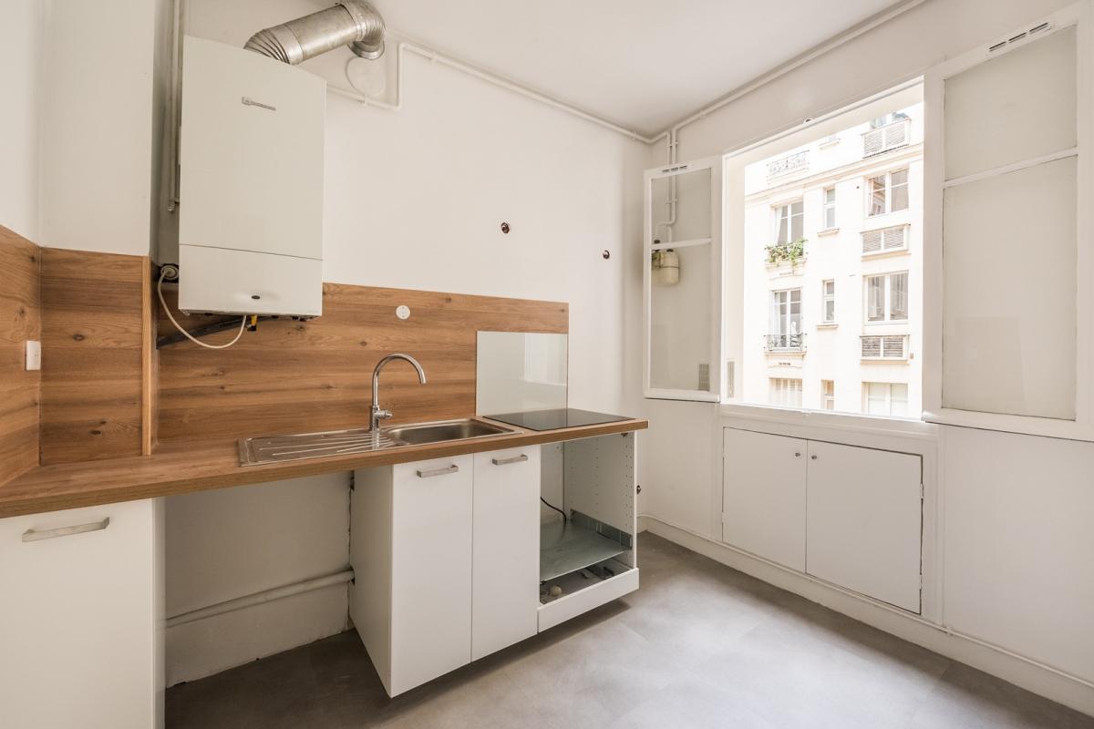 PARIS XVème  Sèvres Lecourbe 3P 77,19m²