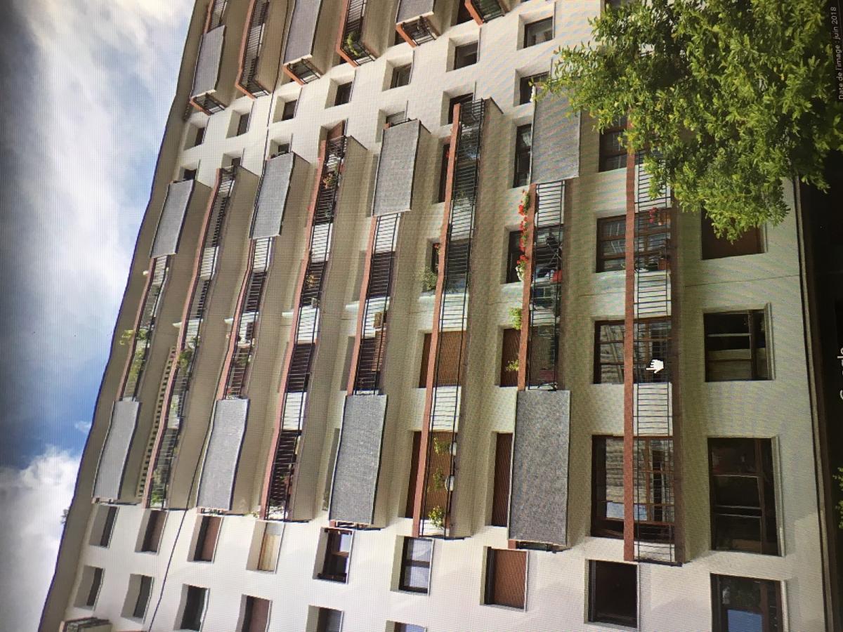 Paris XIIIème  OLYMPIADES , Studio avec Balcon