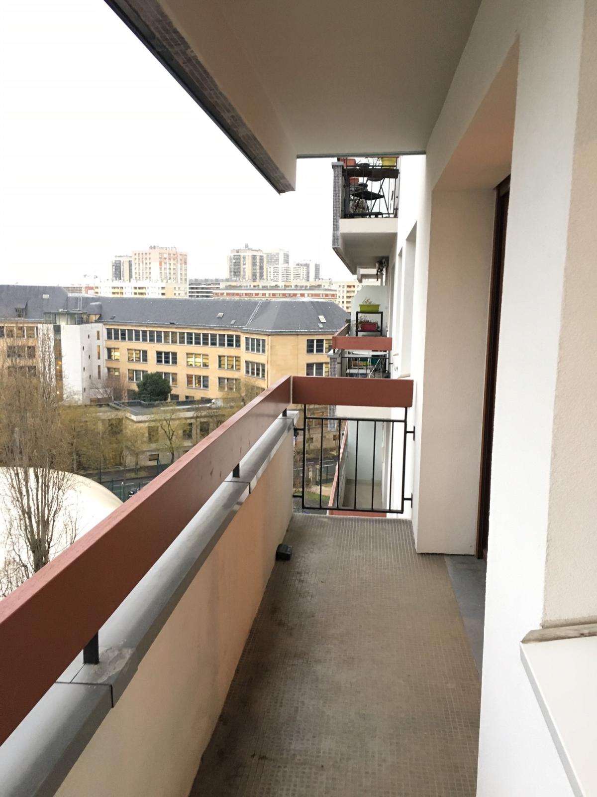 Paris XIIIème  OLYMPIADES , Studio avec Balcon