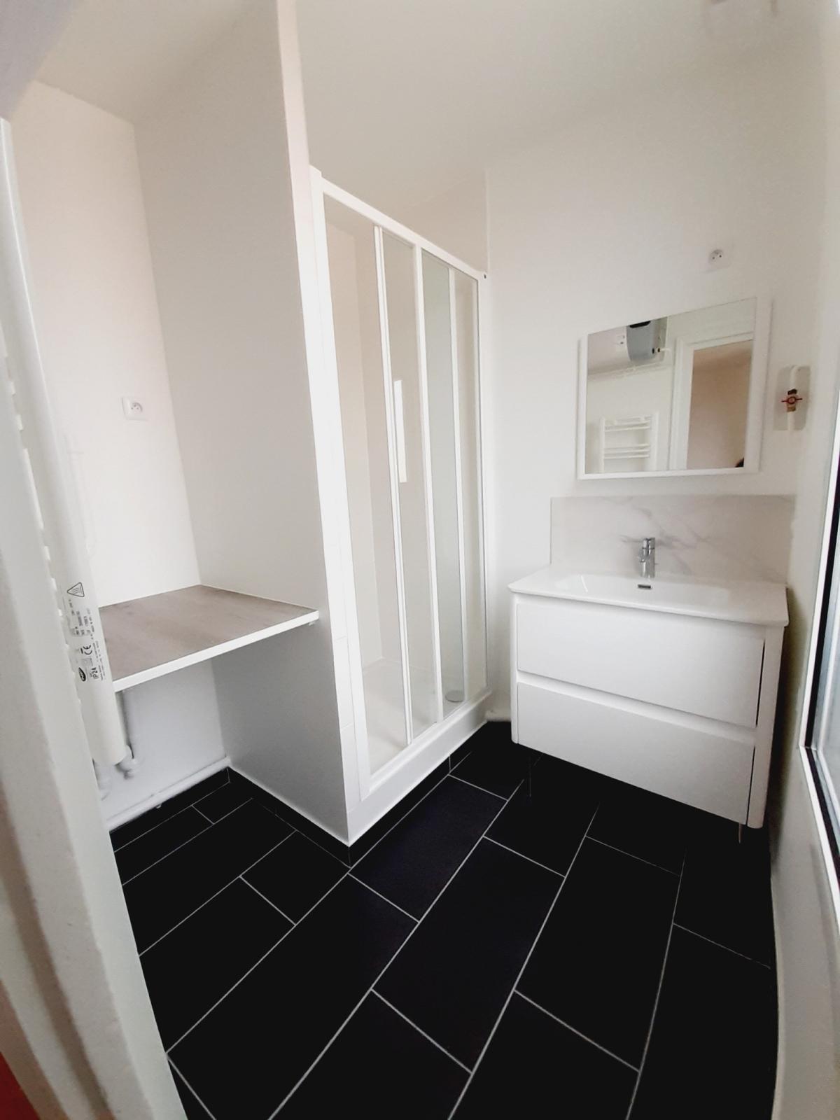 A LOUER 3 PIECES 57.35m² NANTERRE VILLE