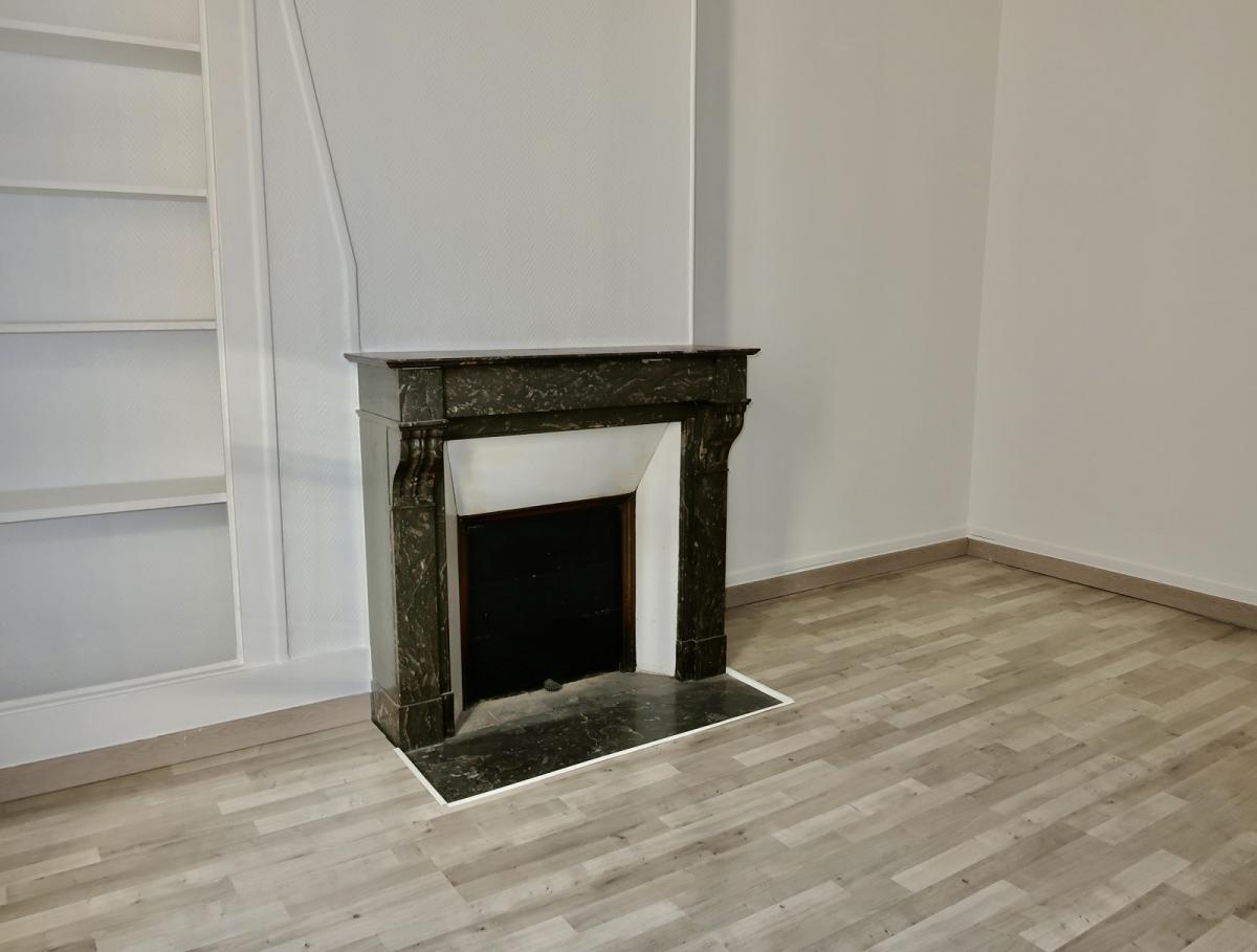 Paris XXème, Ménilmontant 2 pièces e 35,14 m² refait à neuf