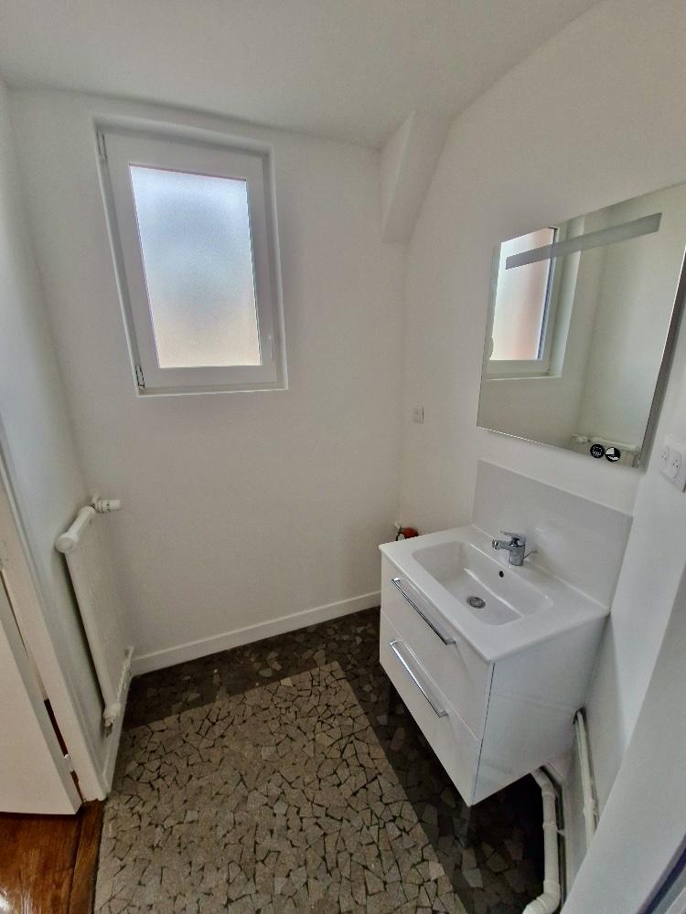 Paris XVème, métro Volontaires, Grand 2Pièces de 51,24m²