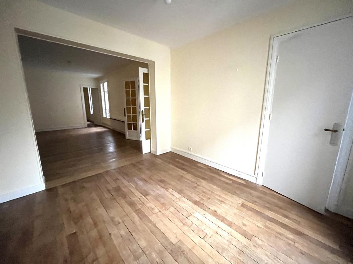 A LOUER  3/4 Pièces  62m²   Saint Augustin PARIS VIIIème  