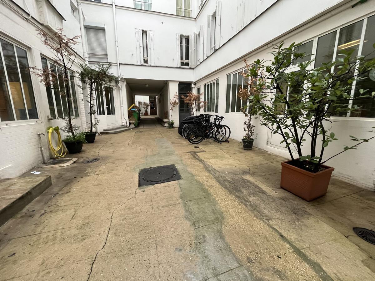 A LOUER  3/4 Pièces  62m²   Saint Augustin PARIS VIIIème  