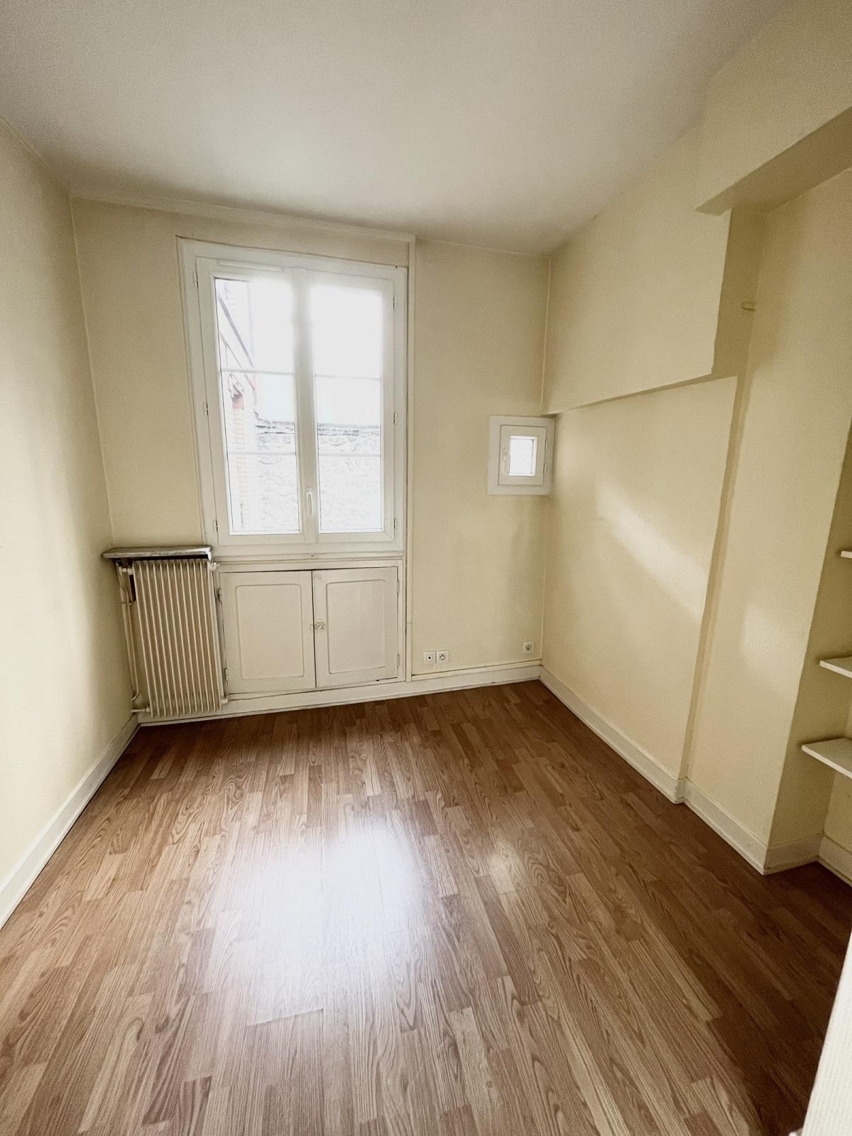 A LOUER  3/4 Pièces  62m²   Saint Augustin PARIS VIIIème  