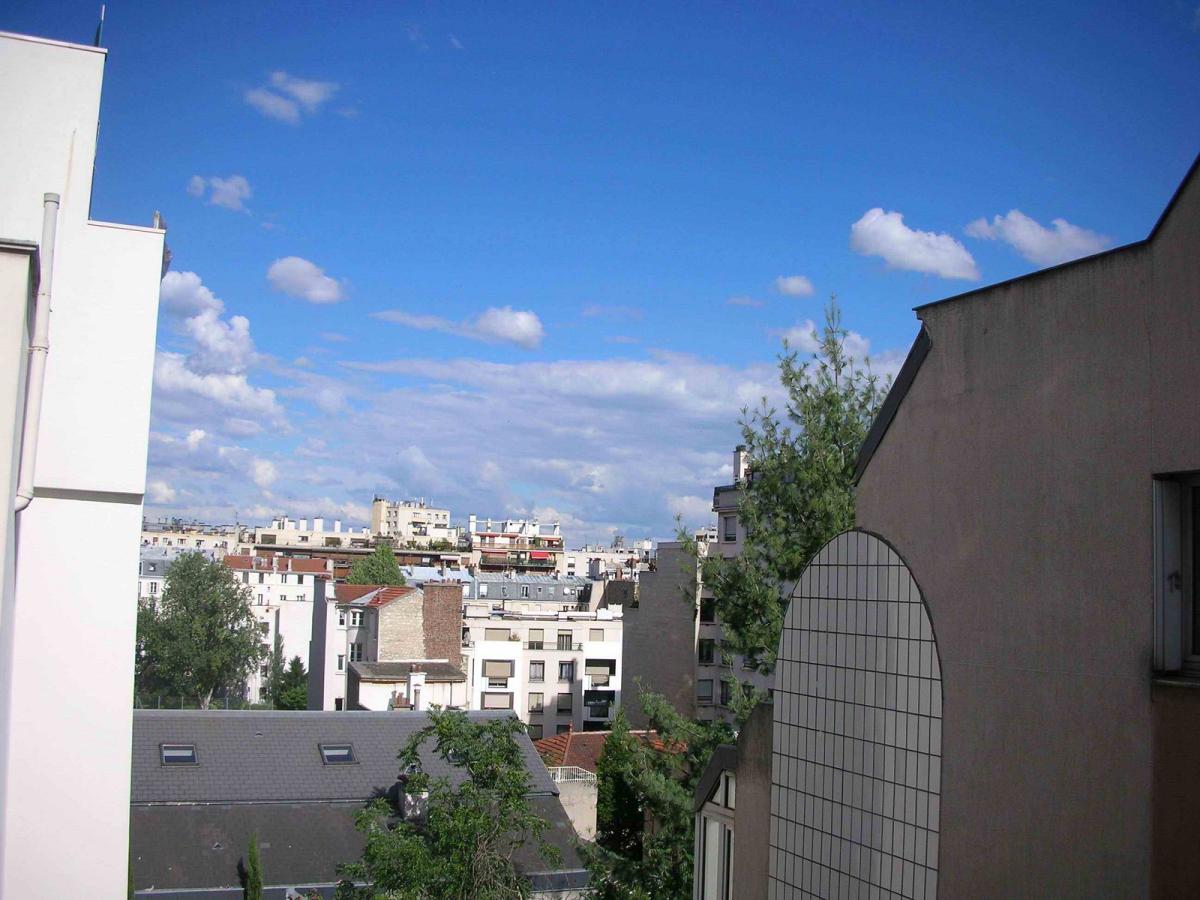 Paris XIIème, Grand 2 pièces de 53,71m2 en dernier étage avec place de parking en sous-sol.