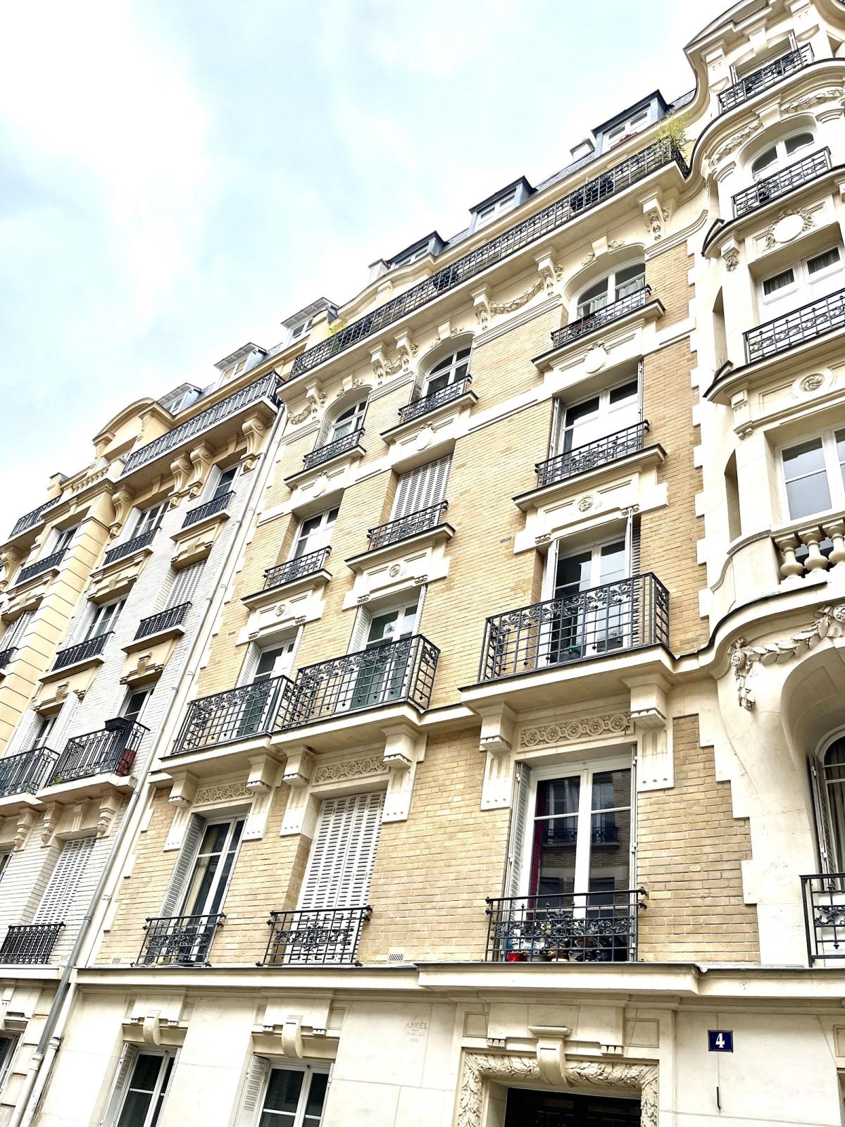 2 PIECES MEUBLE  M°CONVENTION