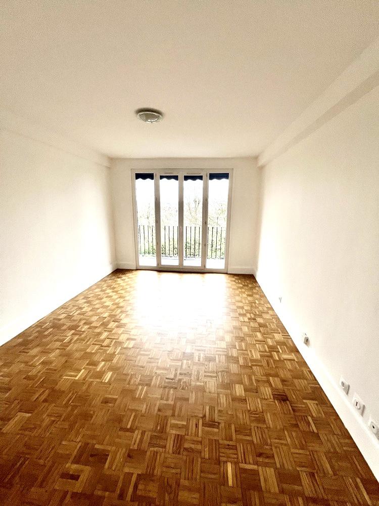 a louer 3P RENOVE L'HAY LES ROSES