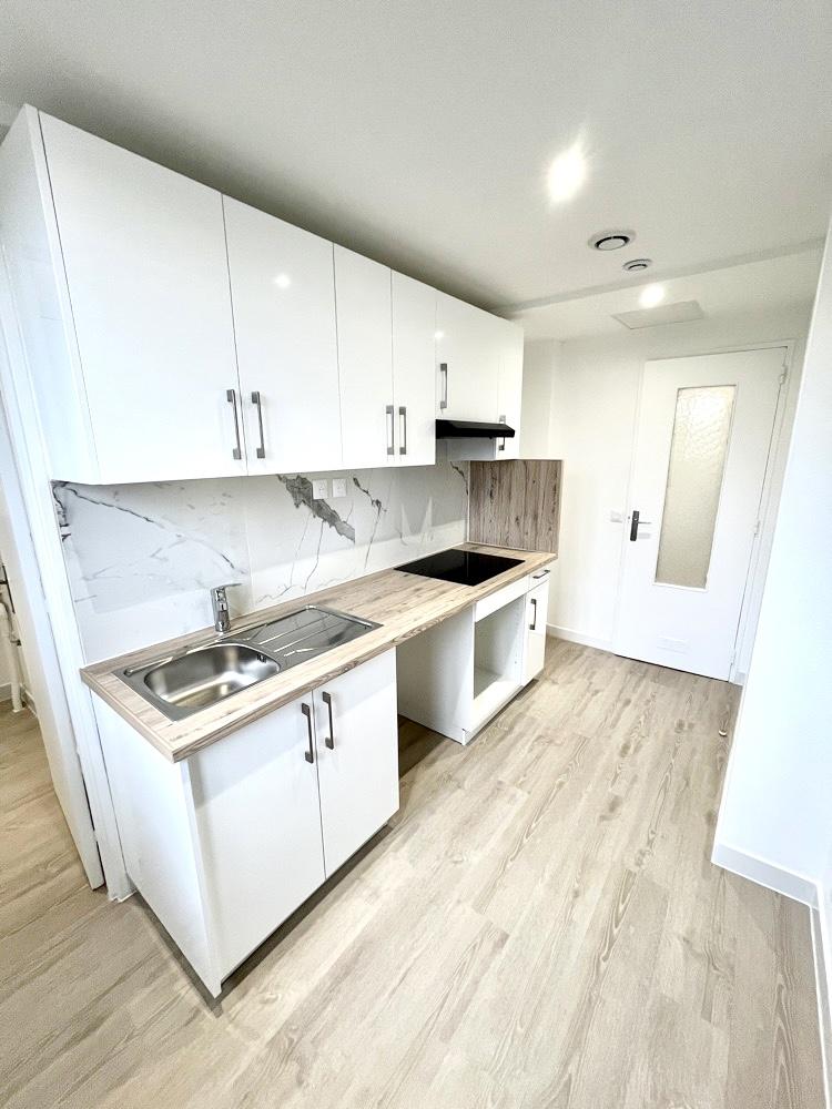 a louer 3P RENOVE L'HAY LES ROSES