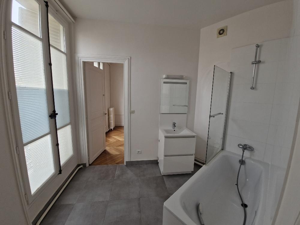 A LOUER 4P PARIS XIVème ALESIA