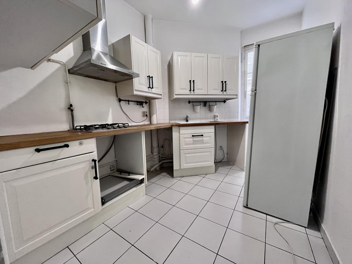 PARIS XVème Sèvres Lecourbe Beau 3 pièces