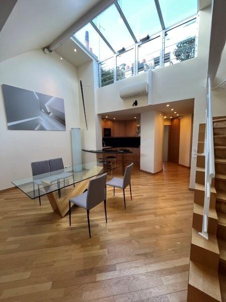 A LOUER en DUPLEX 74m² 3 PIECES PARIS VIème.