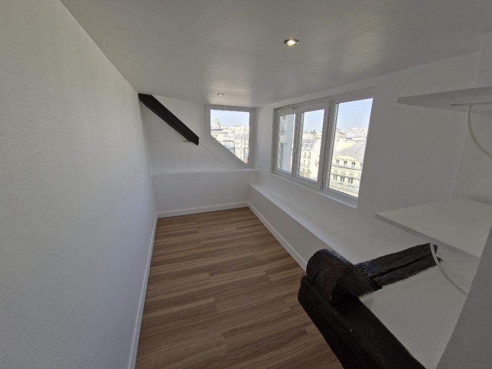 A LOUER 2 Pièces EN DUPLEX PARIS IIème  BONNE NOUVELLE 