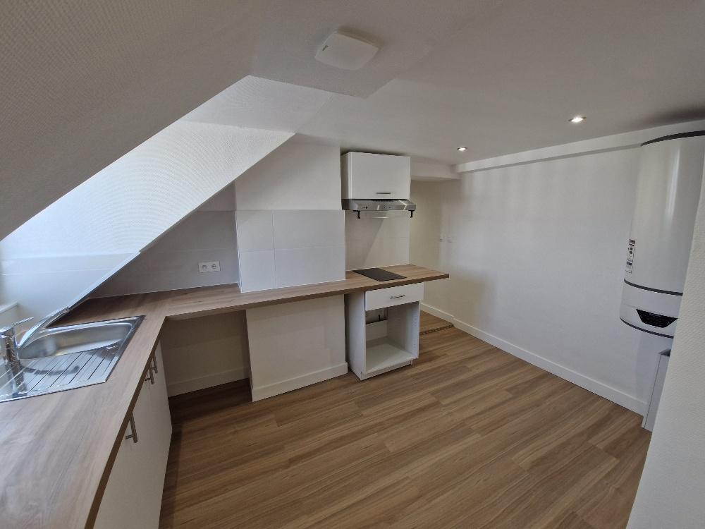 A LOUER 2 Pièces EN DUPLEX PARIS IIème  BONNE NOUVELLE 