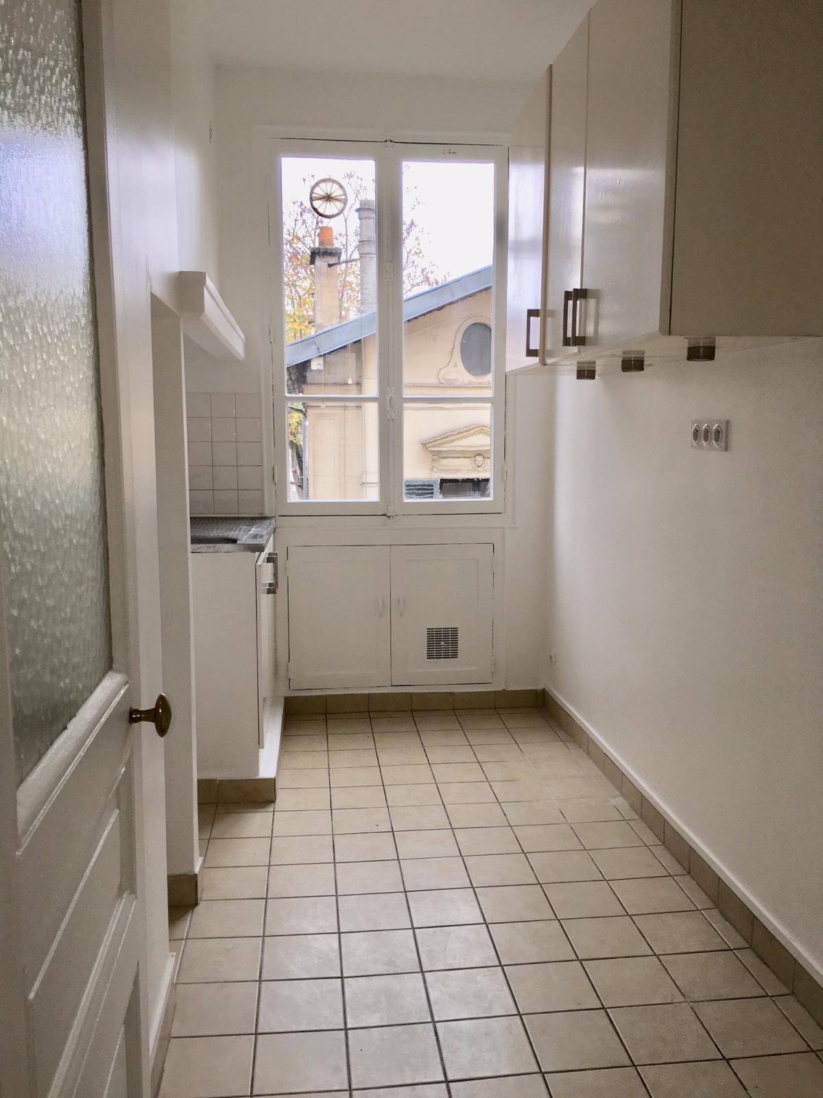 Montrouge (92120) av.Verdier (à5min du métro Mairie de Montrouge)