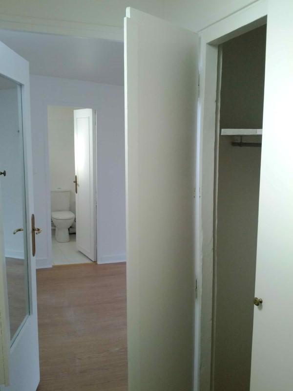 Paris 10ème, BONNE NOUVELLE, Beau Studio en dernier étage