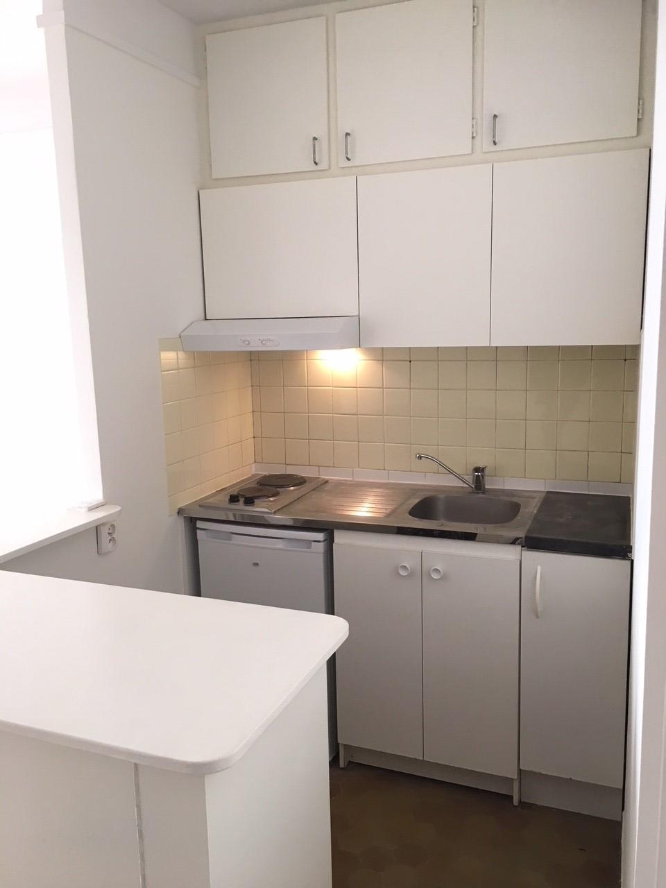 A LOUER STUDIO 25.39m2 PARIS XIIème Métro Dugommier