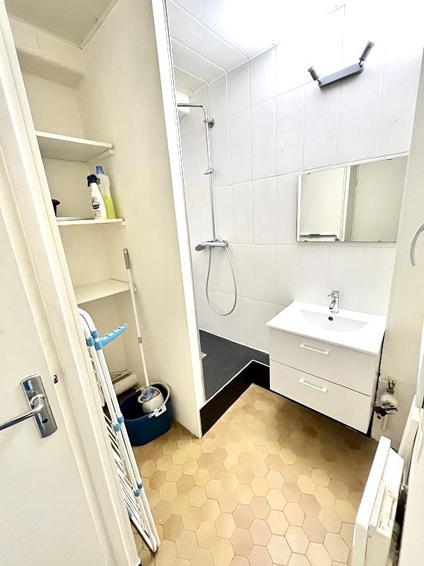 A LOUER STUDIO 25.39m2 PARIS XIIème Métro Dugommier