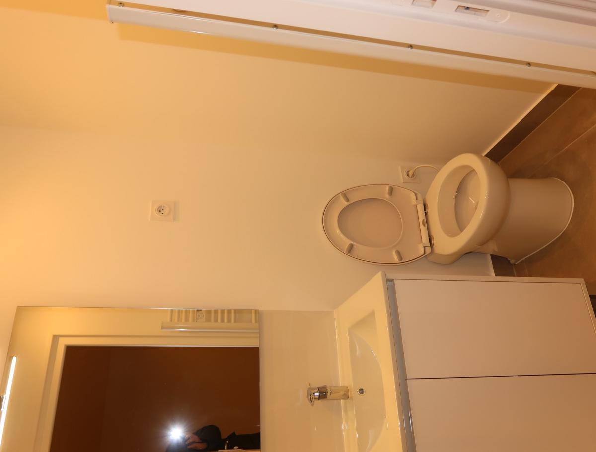 Paris XVIIIème, métro Anvers/Abbesses, Studio de 20,39m² refait à neuf