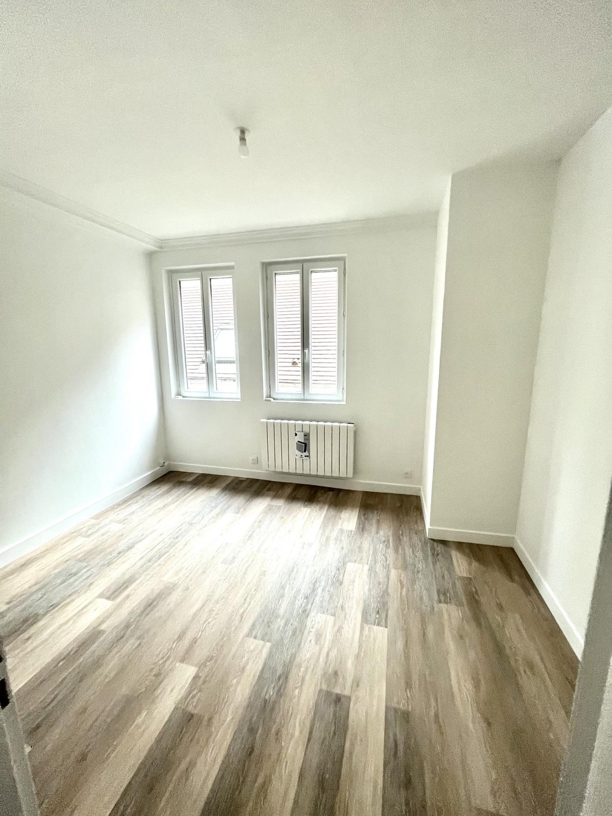 A LOUER 75011 PARIS 2P MENILMONTANT