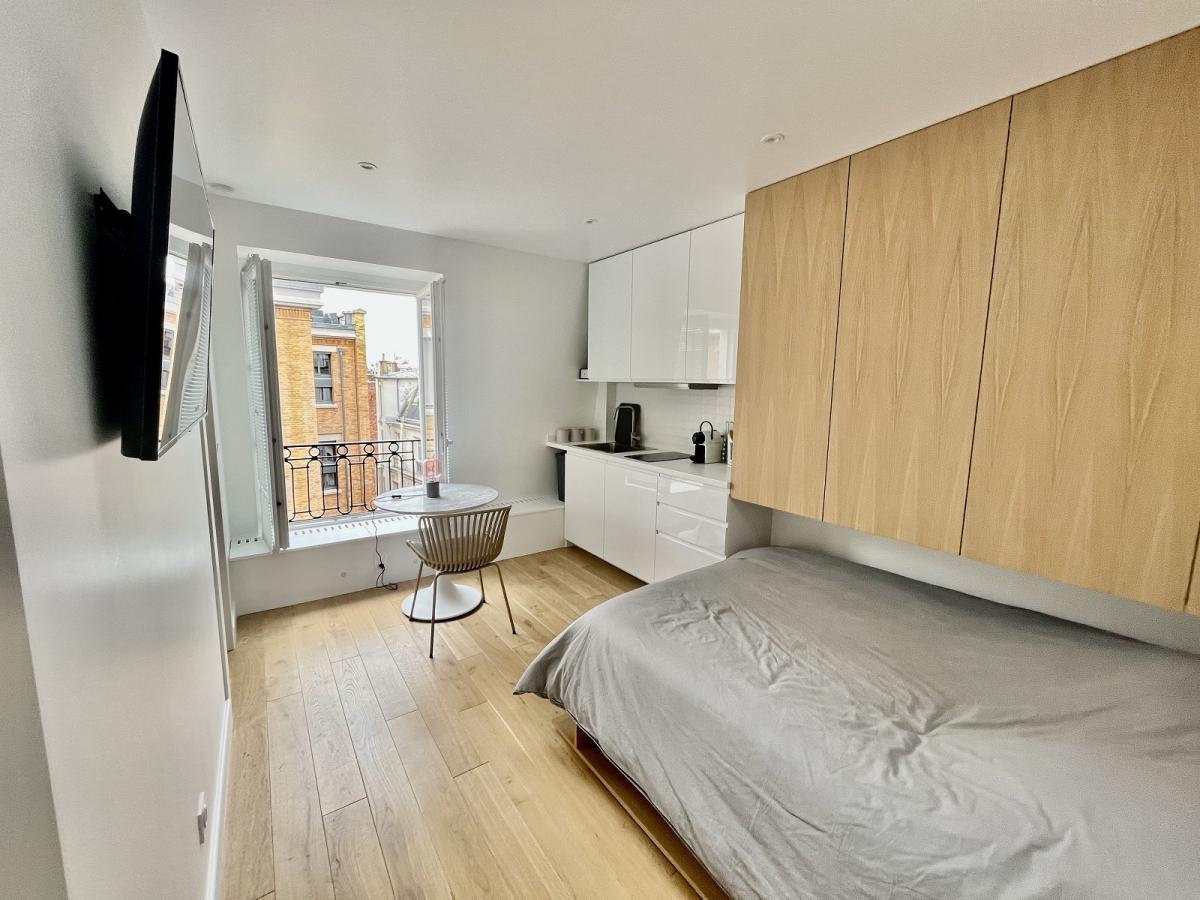 A LOUER 75016  RARIS STUDIO RUE DE LA POMPE
