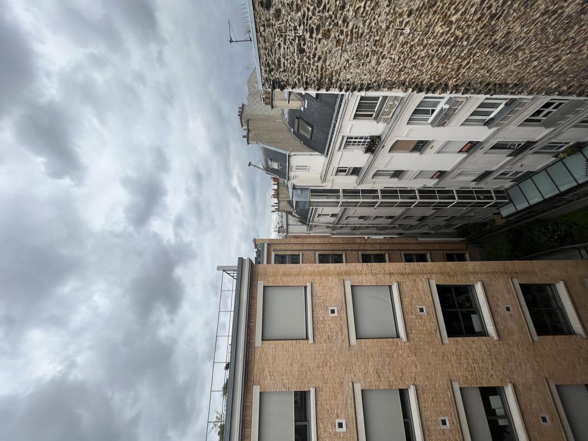 A LOUER 75016  RARIS STUDIO RUE DE LA POMPE