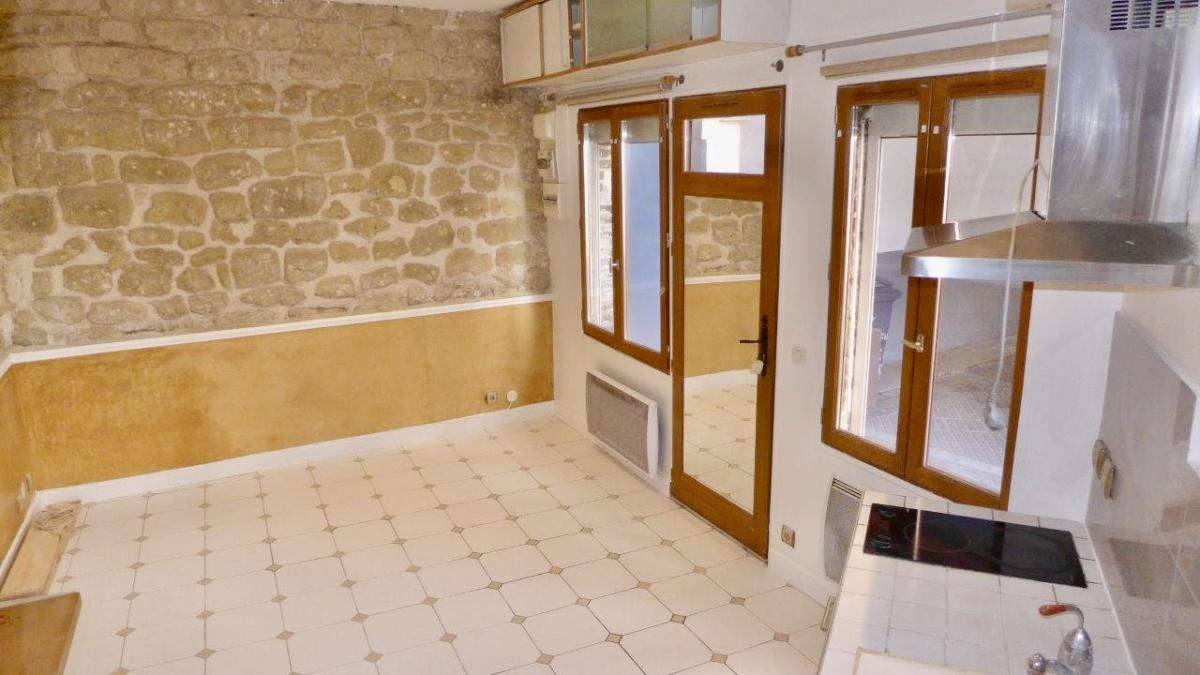 A LOUER STUDIO  EN DUPLEX 30m² AU SOL/ 23.90 m² LOI BOUTIN NANTERRE VILLE