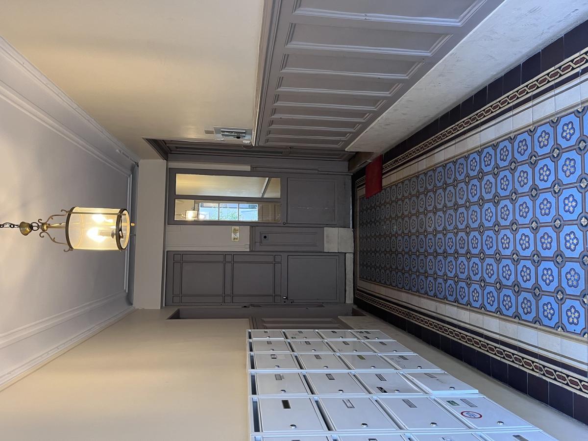 Paris VIème Port Royal, rue d'Assas, Grand 2P 54,21m²