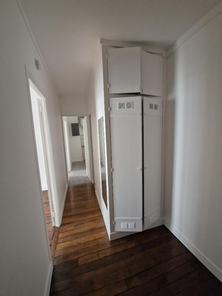 A LOUER 2 PIECES 37m². PARIS Xème. REFAIT NEUF