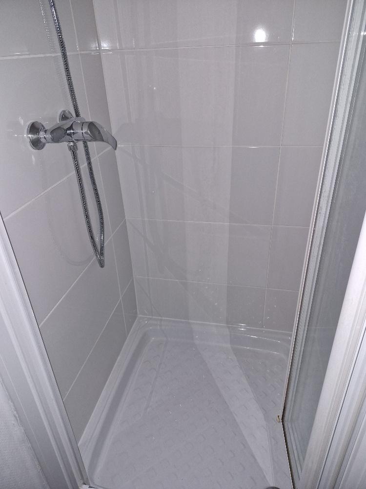 A LOUER 2 PIECES 37m². PARIS Xème. REFAIT NEUF