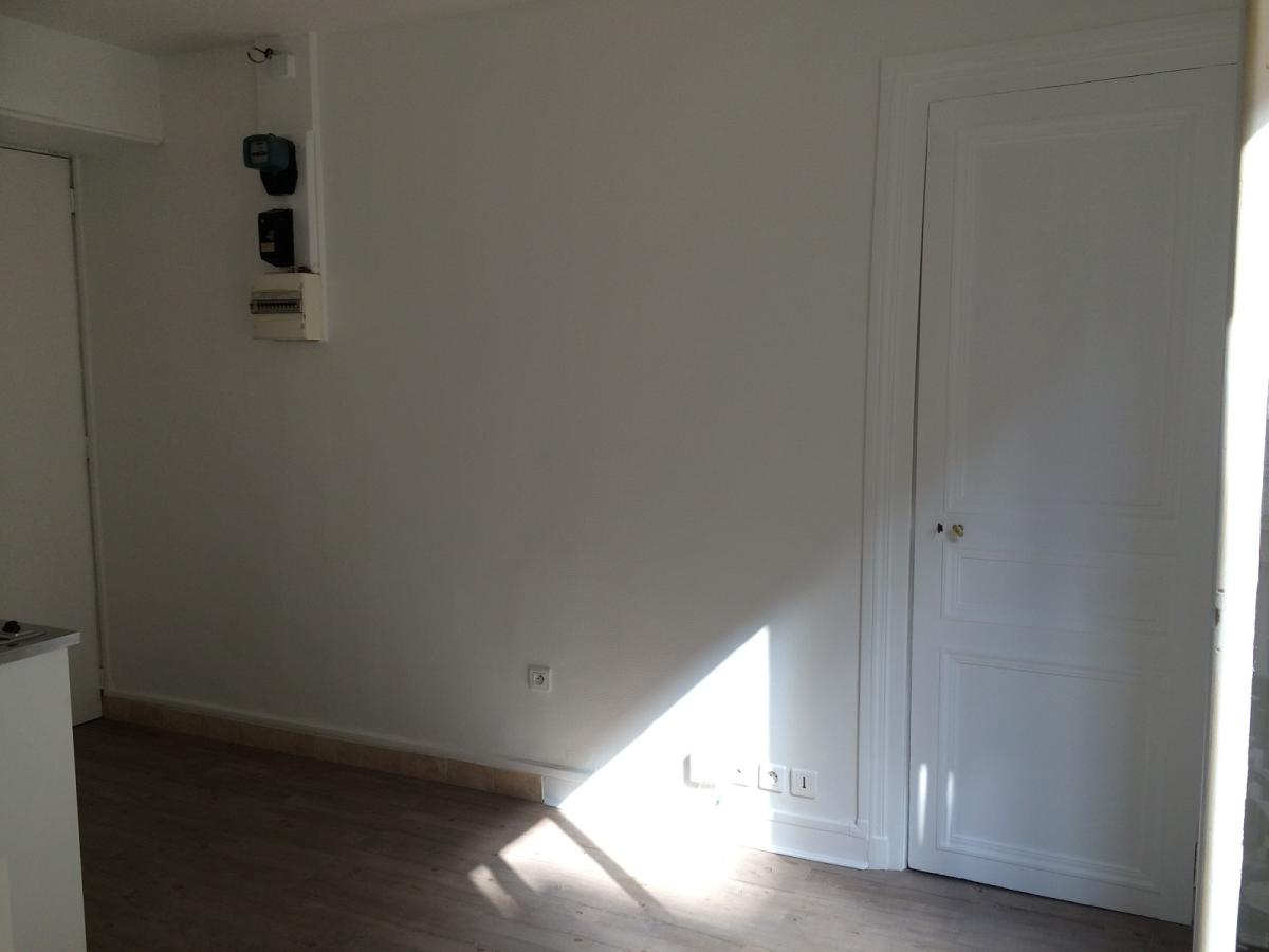 Paris 75002 Opéra Comique/Richelieu Drouot  Studio 14m² Opéra comique