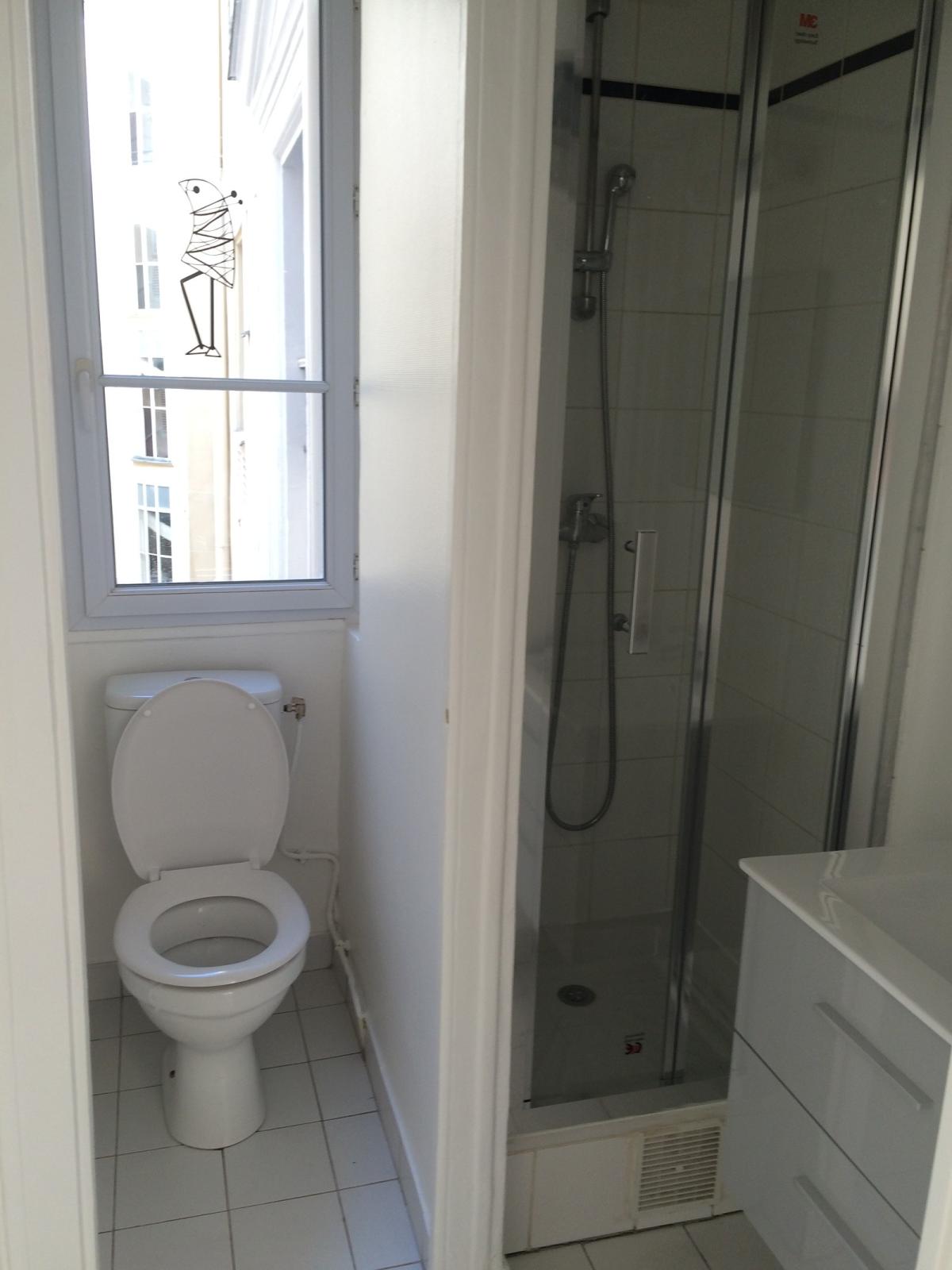 Paris 75002 Opéra Comique/Richelieu Drouot  Studio 14m² Opéra comique