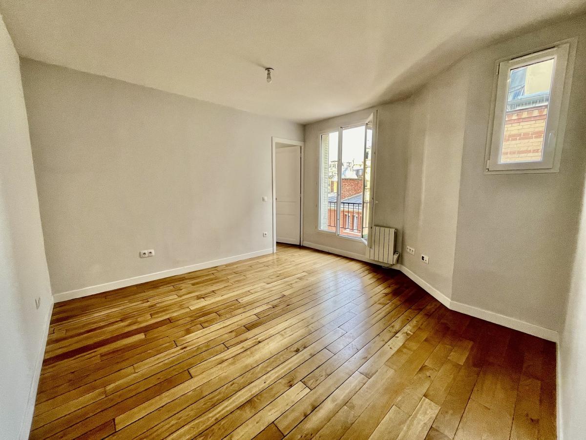 2PIECES PARIS XV M°BOUCICAUT