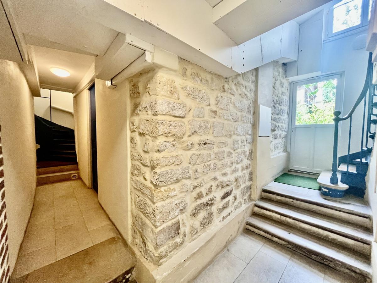 PARIS XIVème Denfert Rochereau, Studio de 19,69 m²