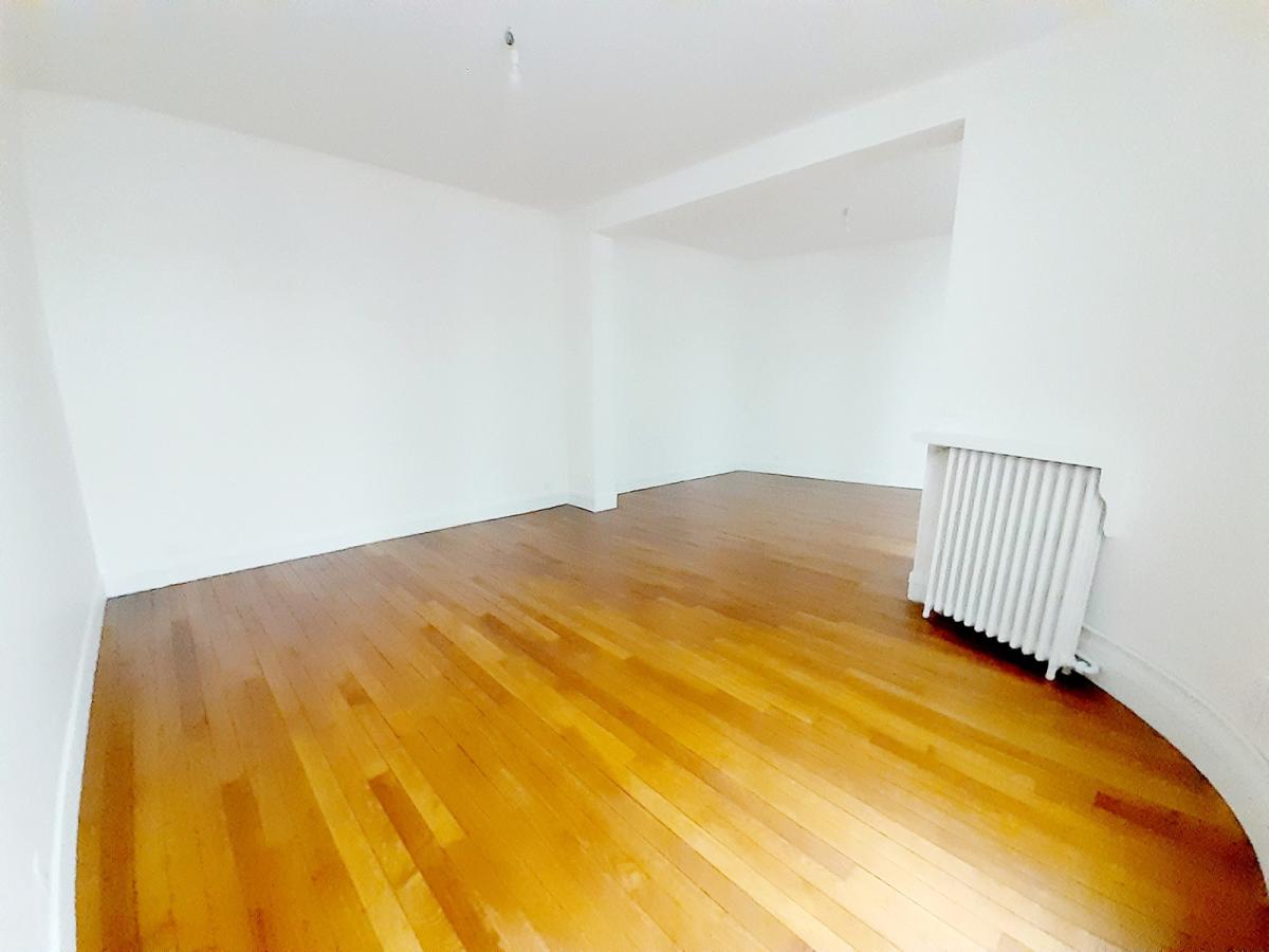 A LOUER BD DES ITALIENS 3P 63m2 