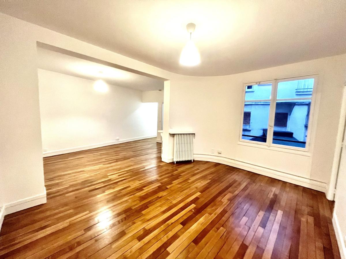 A LOUER BD DES ITALIENS 3P 63m2 