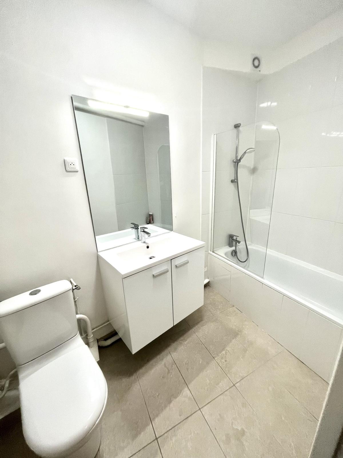 A LOUER BD DES ITALIENS 3P 63m2 