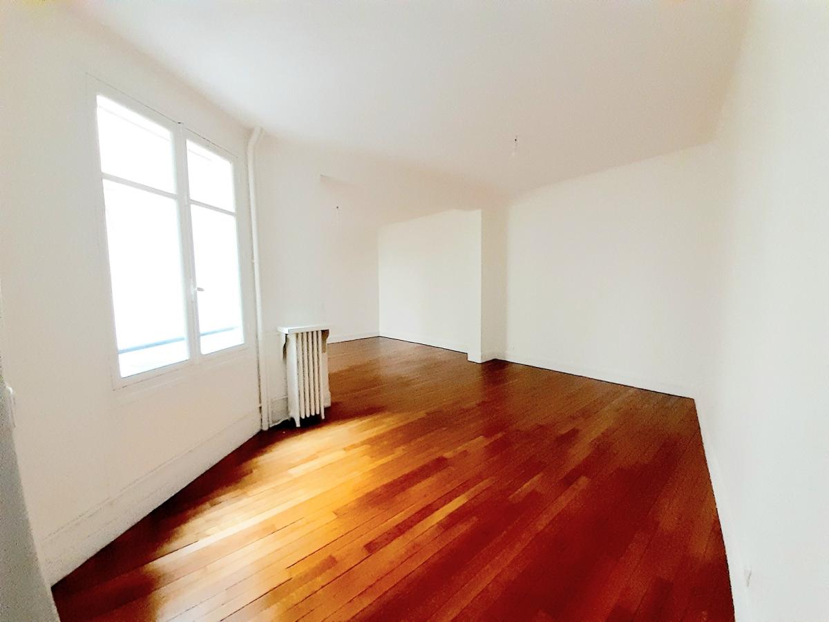 A LOUER BD DES ITALIENS 3P 63m2 