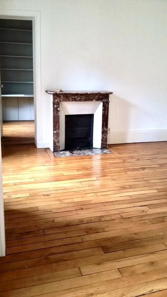 2Pièces Immeuble ancien  M°PASTEUR