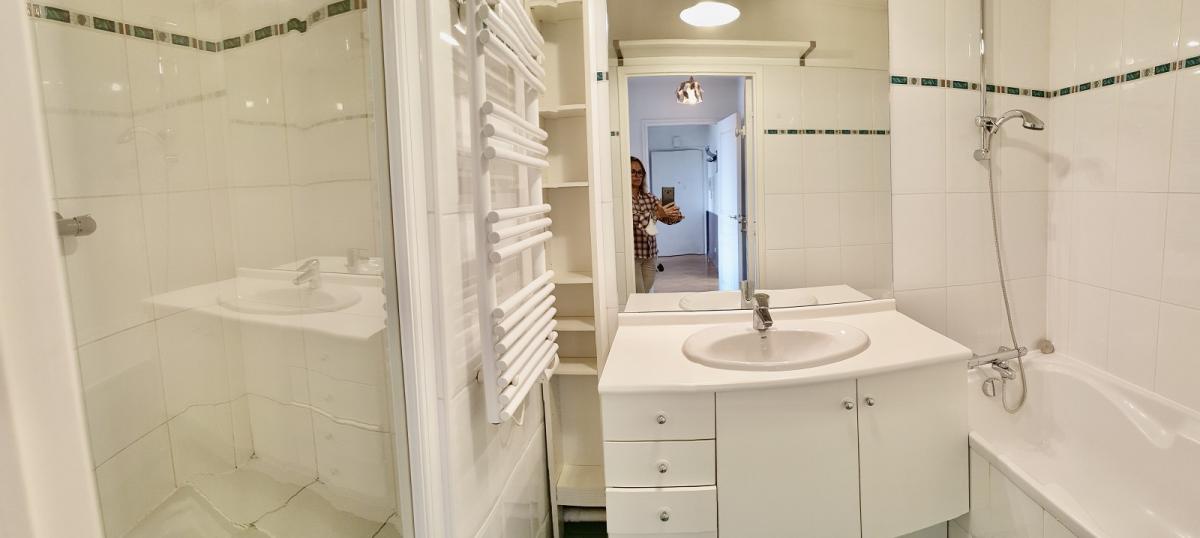 Issy less Moulineaux (Val de Seine) 3 Pieces avec TERRASSES I