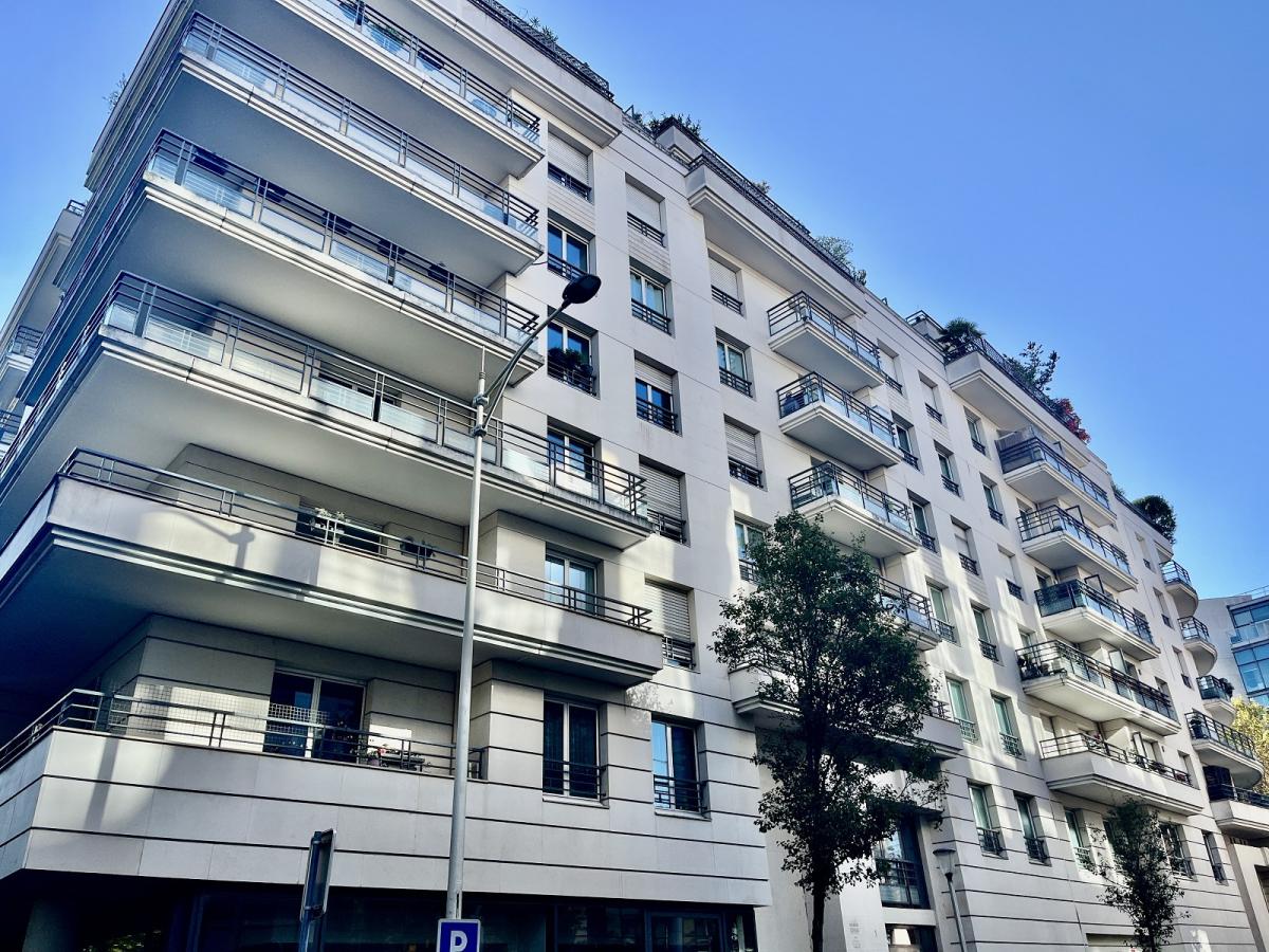 Issy less Moulineaux (Val de Seine) 3 Pieces avec TERRASSES I