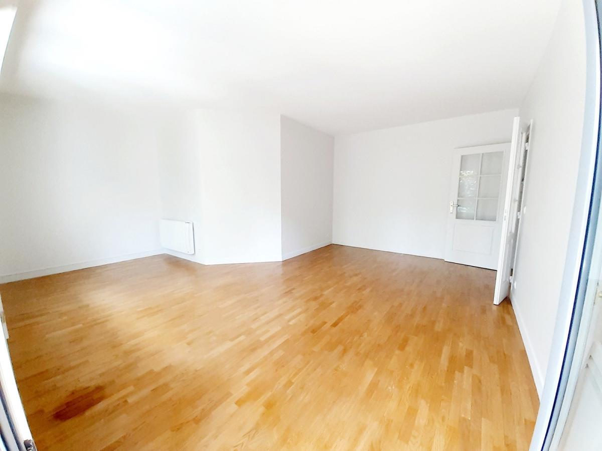  A LOUER 75015 3P RUE Georges Duhamel