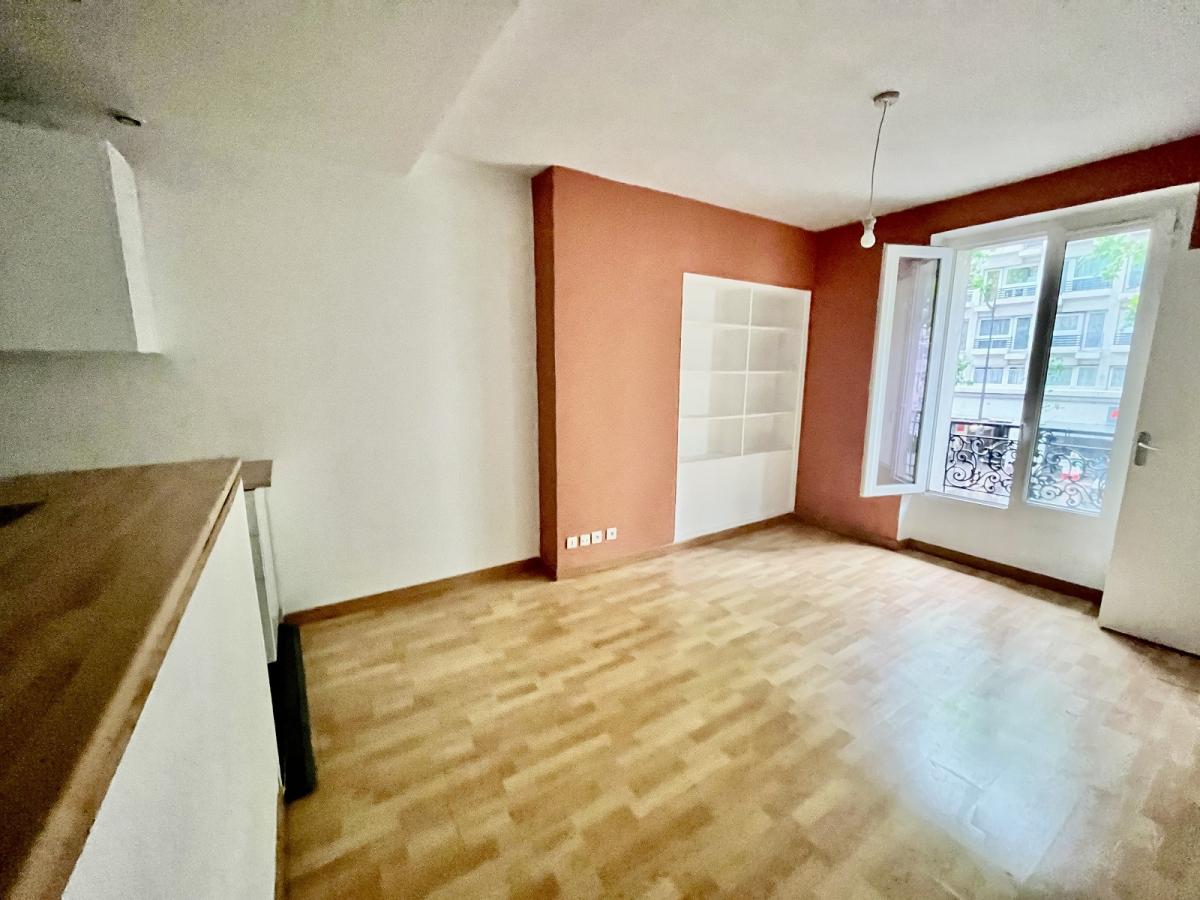 Paris Xième, métro Philippe Auguste, 2 Pièces 35,87 m²