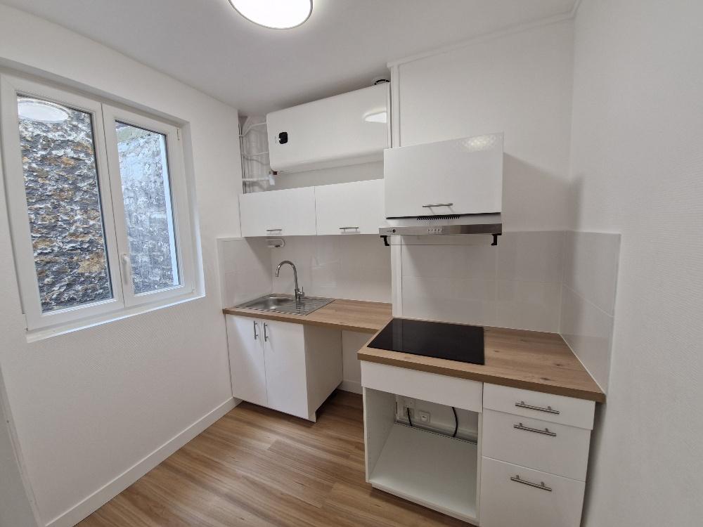 A LOUER 2 Pièces   REFAIT NEUF 36m² PARIS XVIIème
